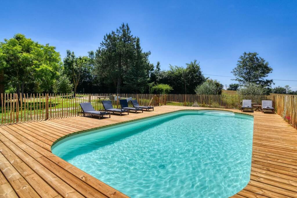 Chalet De Charme Avec Piscine Villa Aurade Exterior photo